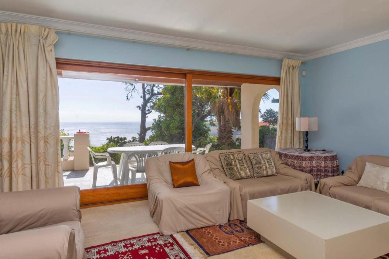 Room For 2 In Camps Bay Cape Town Exterior photo